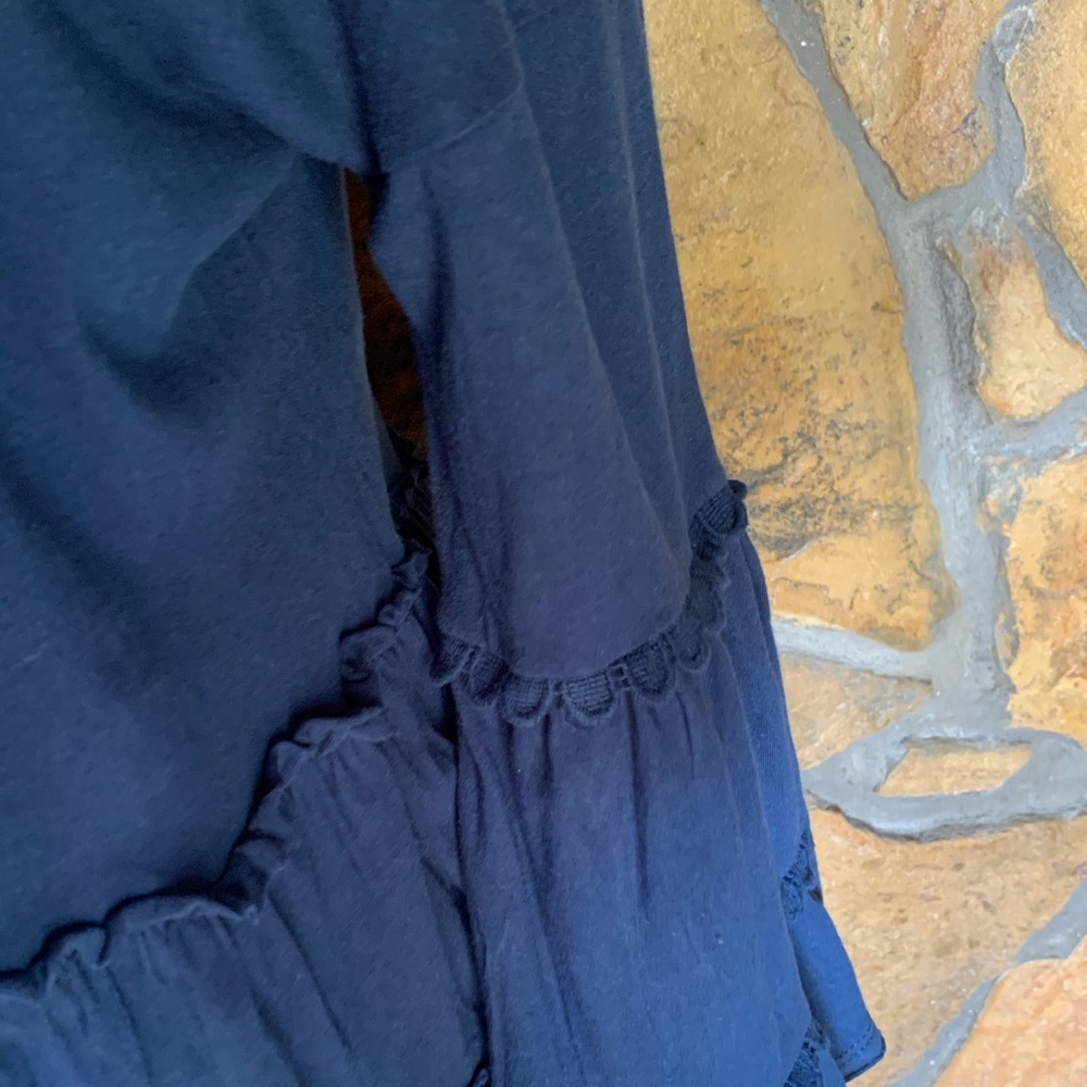 EUC Hannah Blue Knit Top with Ruffle - Size Medium - Picture 8 of 16